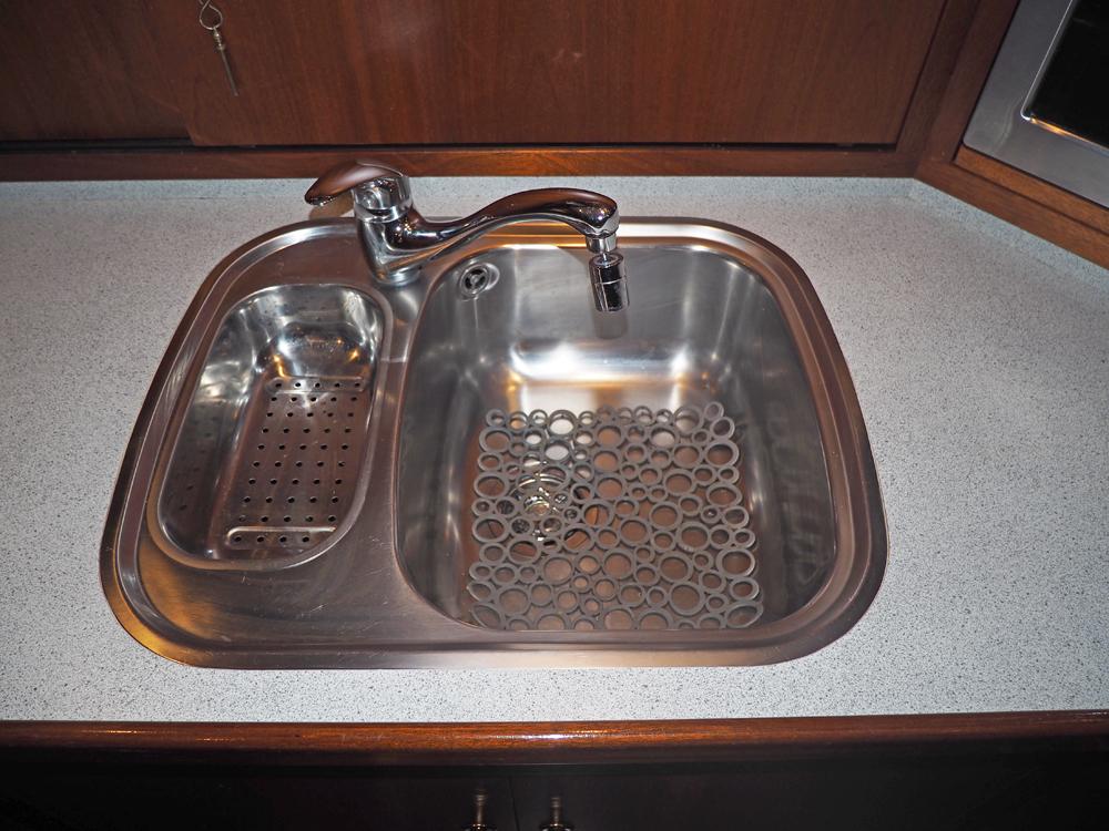 Fore ship, Accommodation